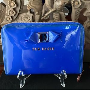 “TED BAKER LONDON” PATENT LEATHER CLUTCH/WALLET